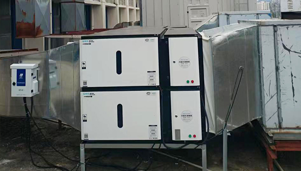 油煙凈化器的電源怎么調節(jié)電壓？